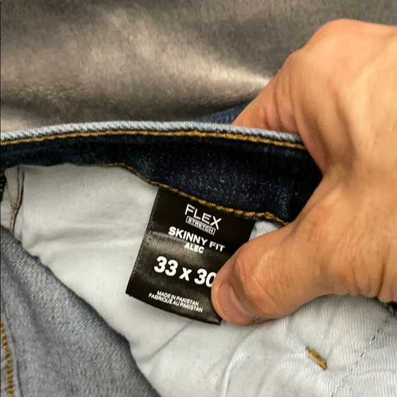 Express Jeans - Picture 3 of 5